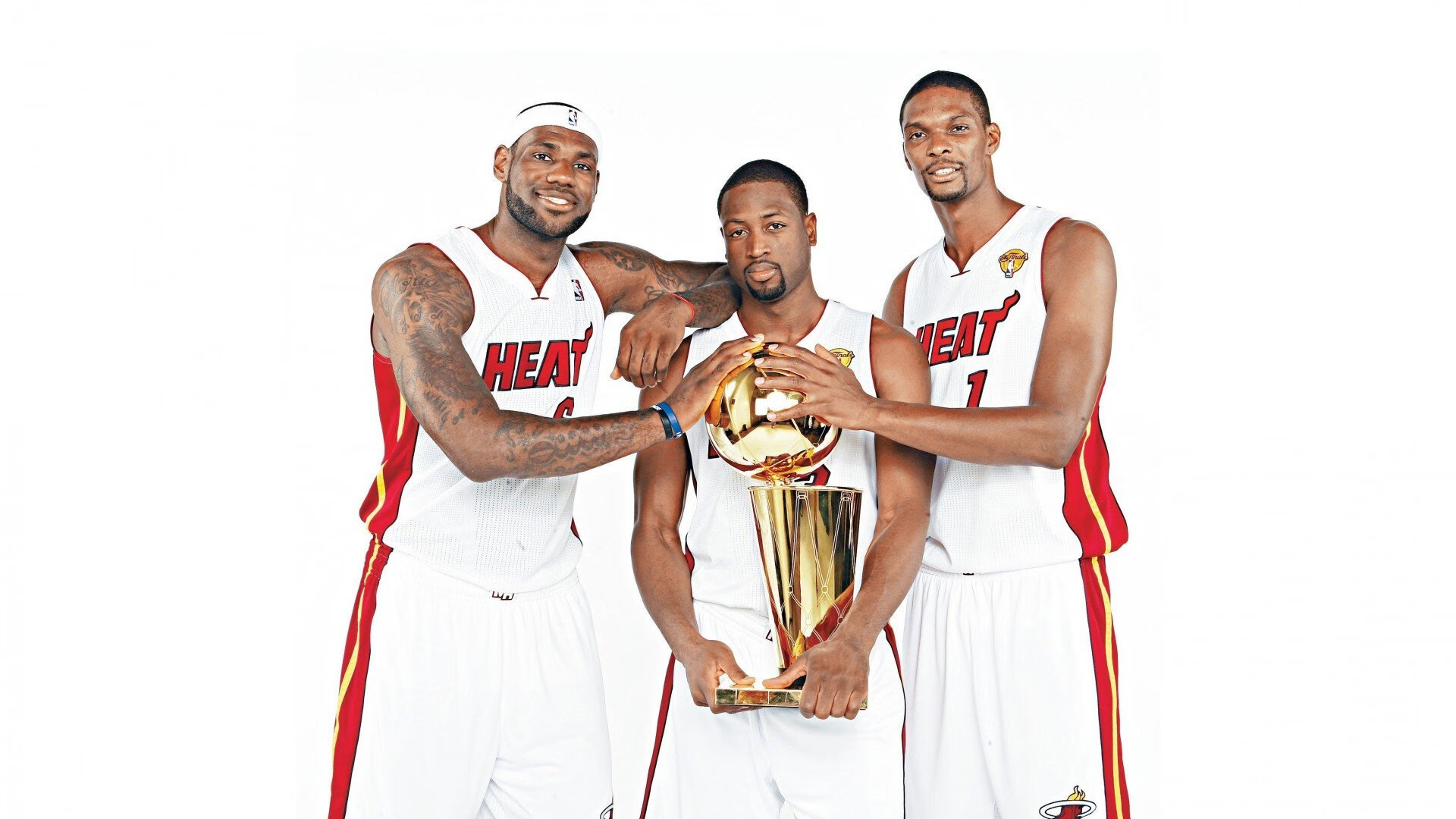 《电竞硬件设备不断创新，专业电竞装备成为趋势》，电竞设备测评