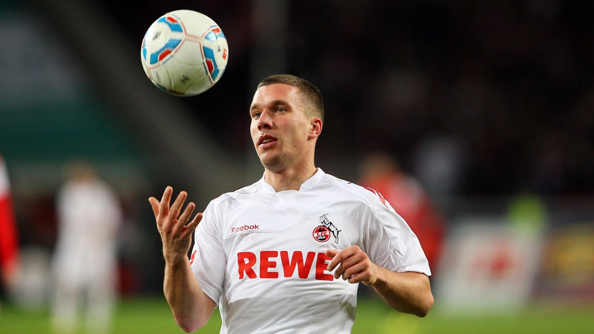 开云体育网址-跨界合作：台球与其他体育项目联动，台球创新经营模式